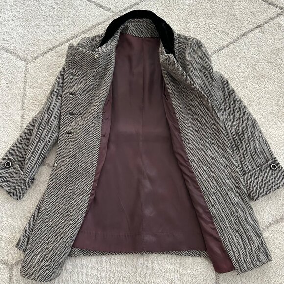 Vintage 60s Mid-Length Velvet Collar Wool-Blend Herringbone Coat - Picture 8 of 10